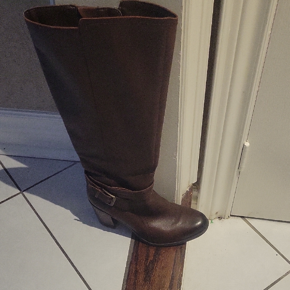 Naturalizer Dark Brown Heeled Boots Size 6.5